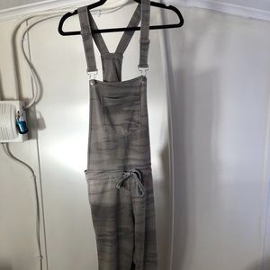 Women Camo Overalls/Romper